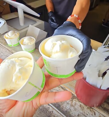 Sweet Lady and Tahitian Lady ice cream, Honolulu, Hawaii Food